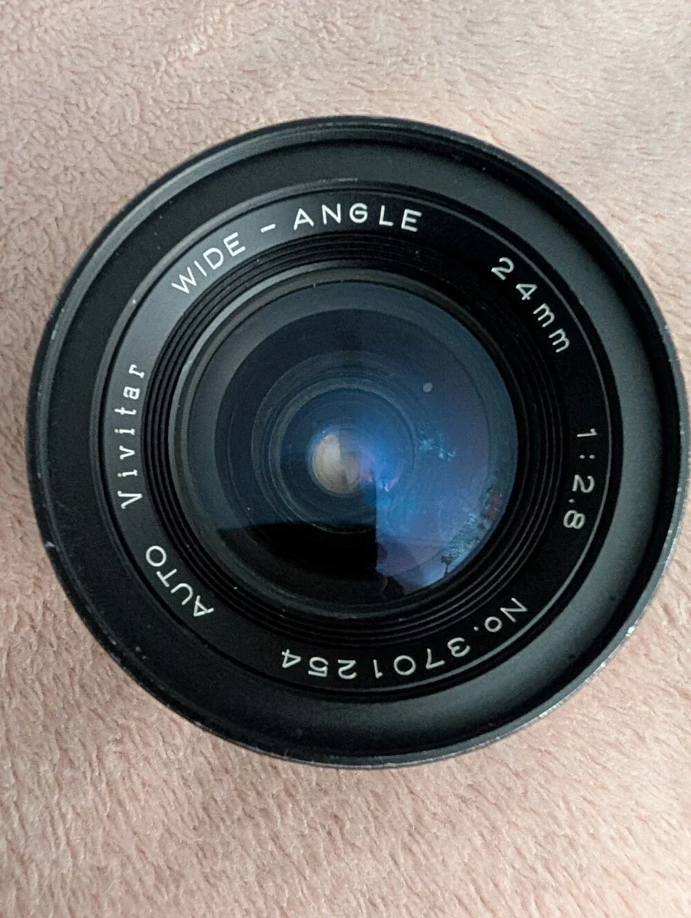 Vivitar 24mm f/2.8 manual focus wide-angle lens - scratch on lens‎ (See Photos)